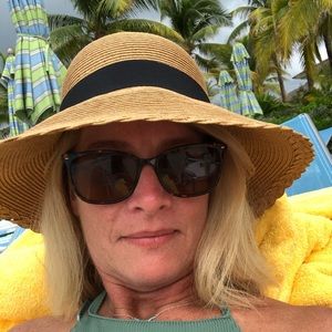 Meet your Posher, Kim